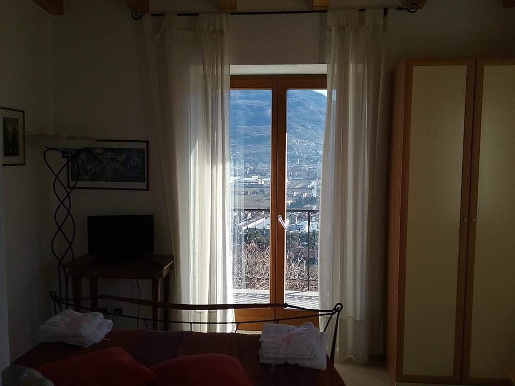 B&B Le Tre Chiavi Isera ภายนอก รูปภาพ